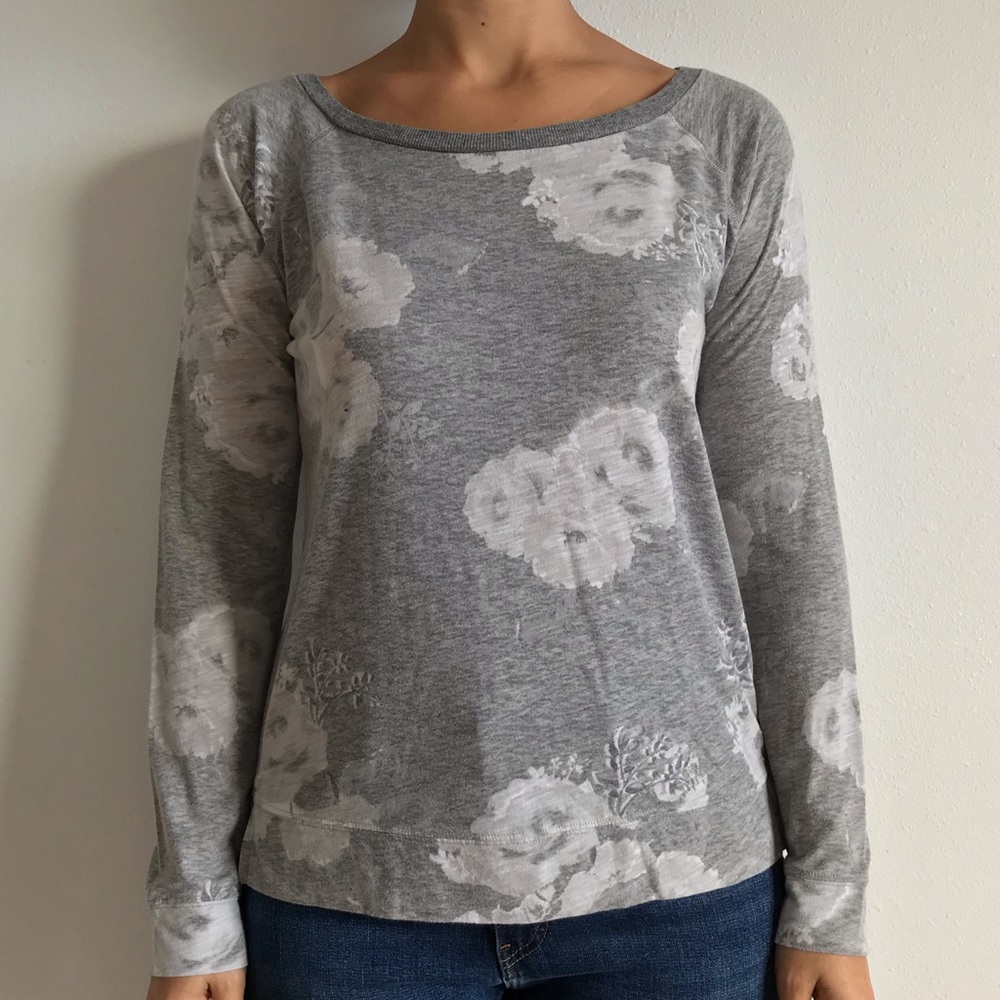 Long sleeve floral top